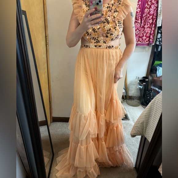 NWT Mac Duggal Cutout Tiered Ruffle Skirt Dress Peach Multi Embroidered - Picture 12 of 16